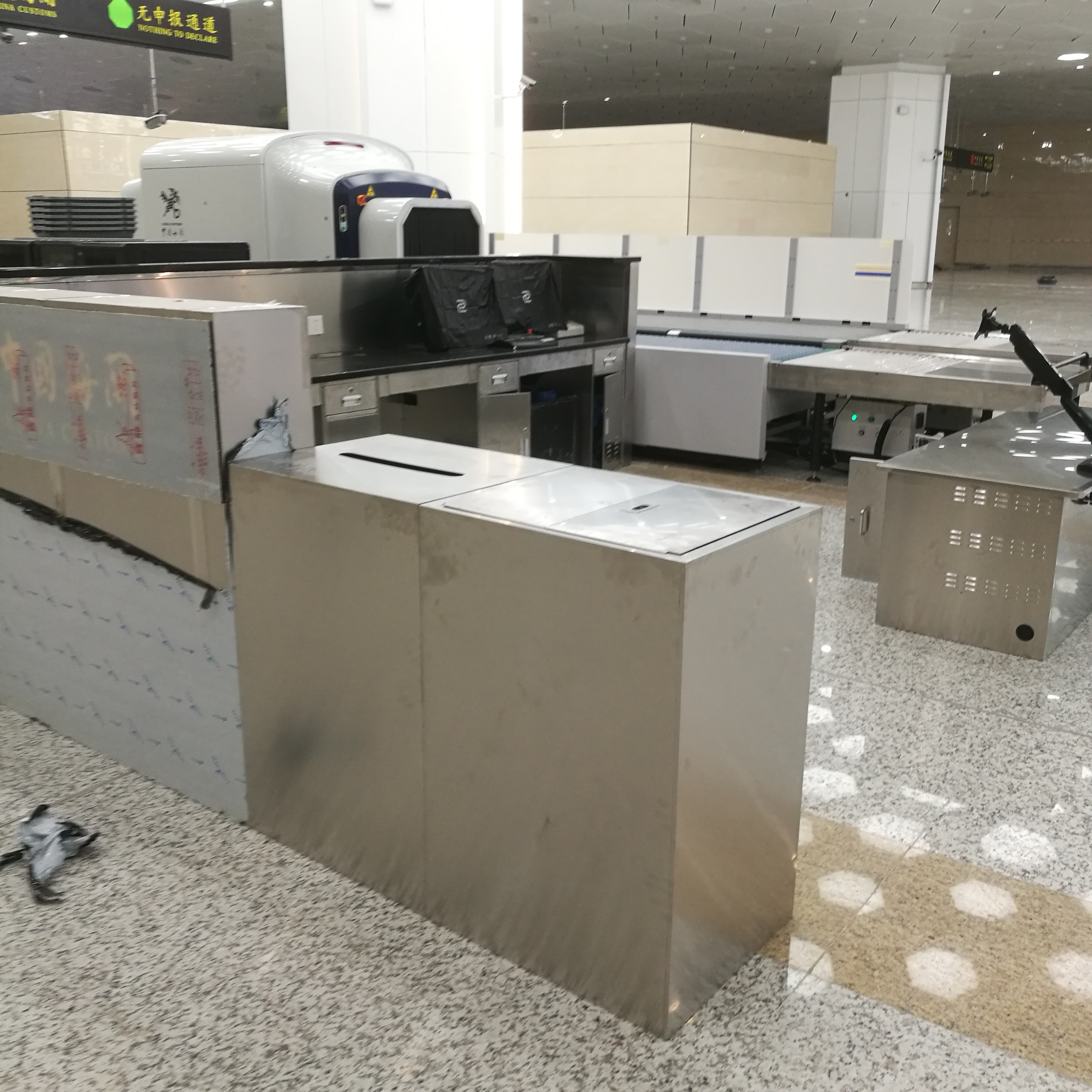 橫琴海關：不銹鋼工作臺