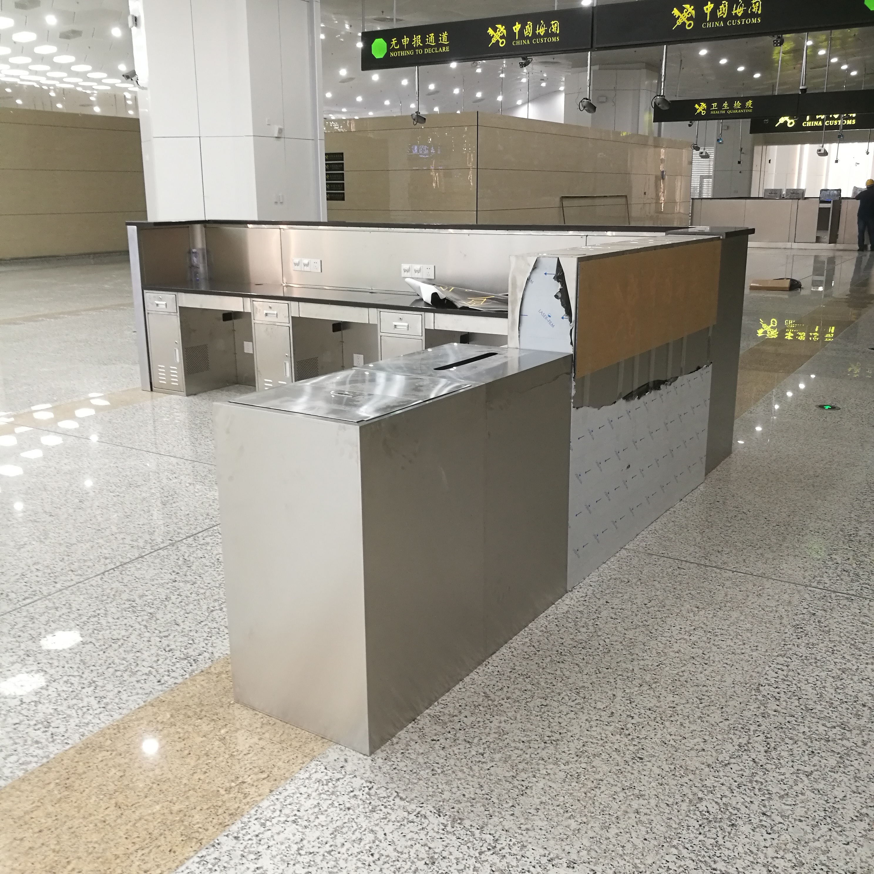 橫琴海關：不銹鋼工作臺