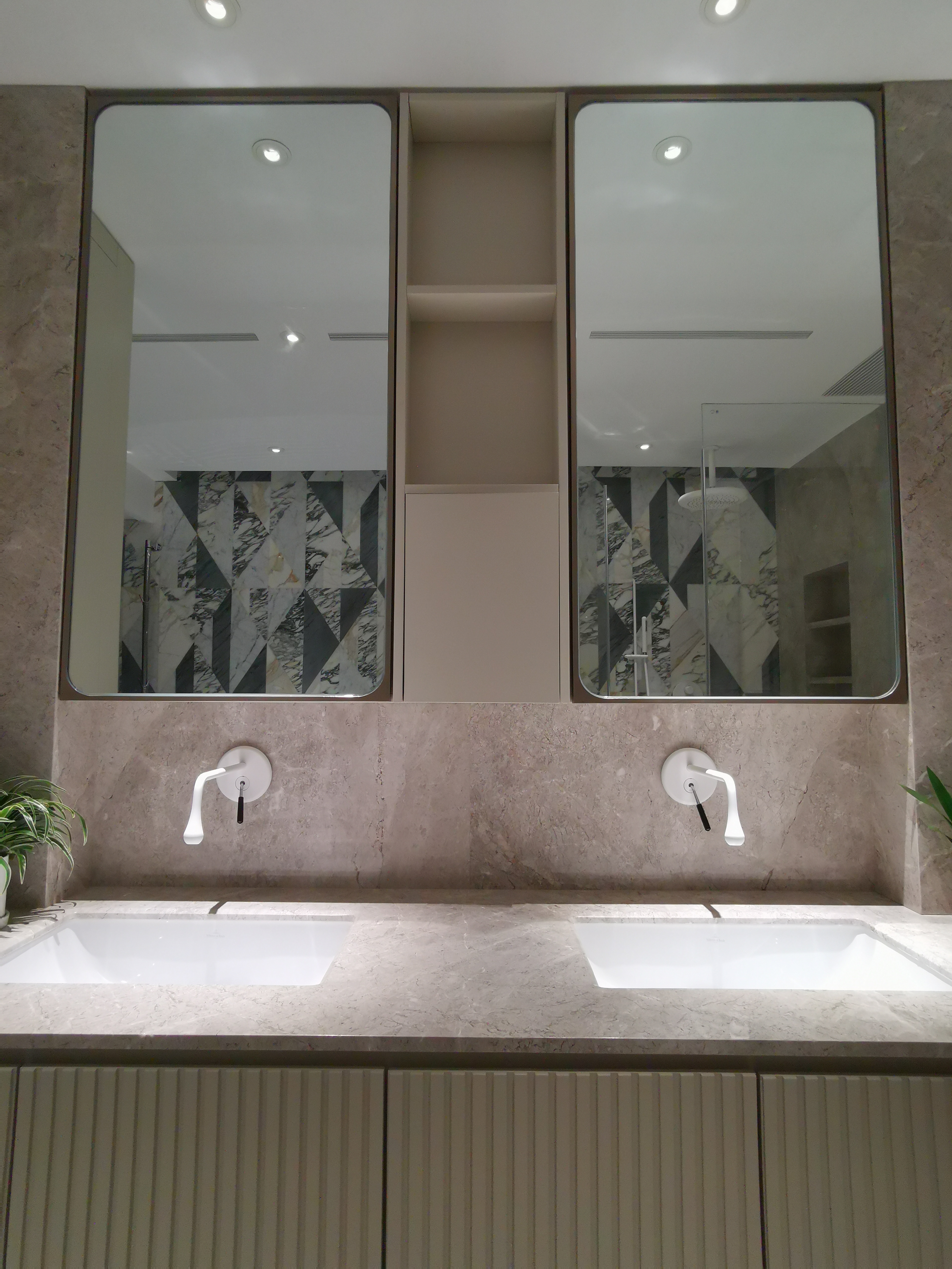 廈門恒禾別墅:不銹鋼裝飾 廈門恒禾別墅:不銹鋼裝飾