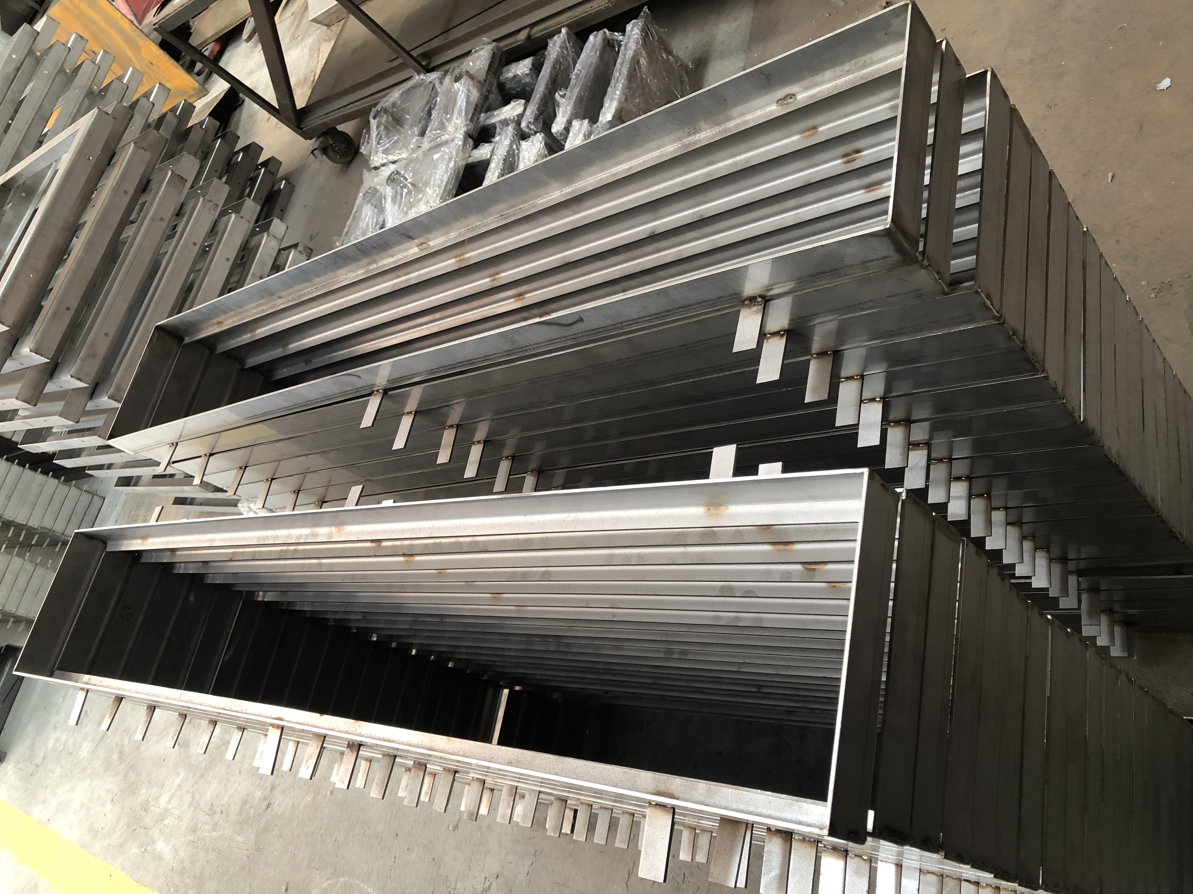 信友公司:不銹鋼格柵加工件 信友公司:不銹鋼格柵加工件